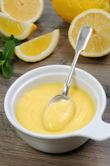 lemon kurd - custard on fruit juice