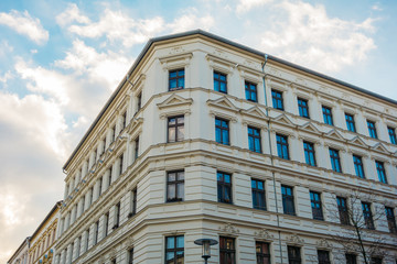 Fototapeta premium beautiful residential corner building at prenzlauer berg, berlin