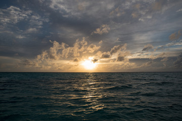 Maldivian sunset panorama