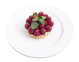 Tart with raspberry and mascarpone.