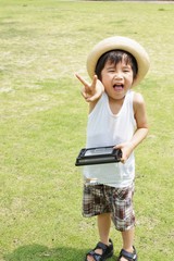 虫取り　夏　子ども