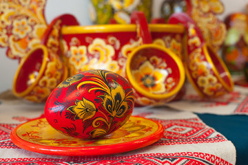Fototapeta na wymiar Tableware, folk handicraft, Khokhloma