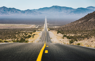 Obraz premium Classic highway scene in the American West