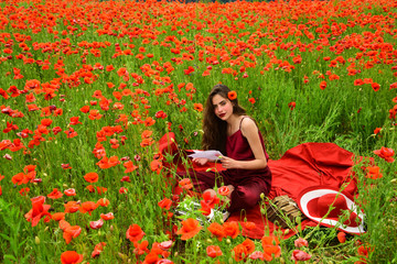 Opium poppy, agile business, ecology.