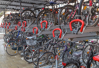 Fototapeta na wymiar Fahrradgarage in München