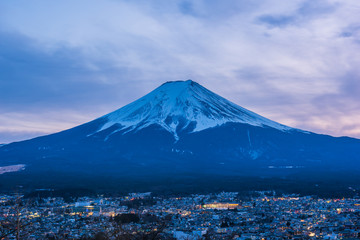 Fototapeta na wymiar Sunset at Fuji Mountain in Fujiyoshida, Japan.