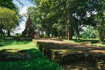 Fototapeta na wymiar The ancient pagoda in Pasak temple. located on ancient Chiang sean city, Chaing Rai, Thailand.