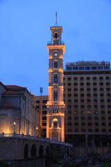 Fototapeta na wymiar minaret à Beyrouth