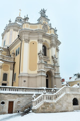 Fototapeta na wymiar Early morning winter St. George Cathedral in Lviv, Ukraine
