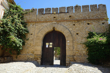 Fototapeta na wymiar Castle of Carlo V, Crotone