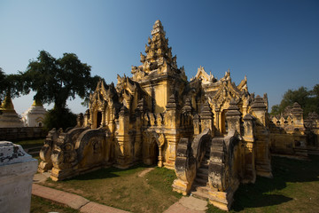Fototapeta na wymiar Me Nu Ok Kyaung Monastery