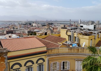 Obraz premium Stadtansicht von oben von Cagliari