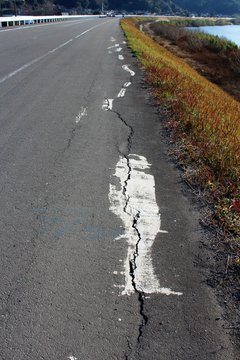 earthquake dameged road 
