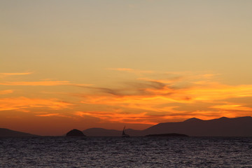 Fototapeta na wymiar Seaside town of Turgutreis and spectacular sunsets 