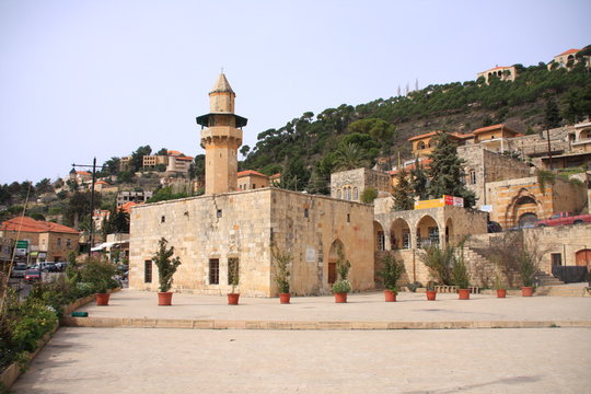 une mosqu&eacute;e &agrave; Deir al Qamar