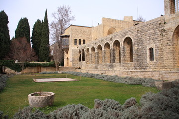Fototapeta premium une façade du palais de Beiteddine