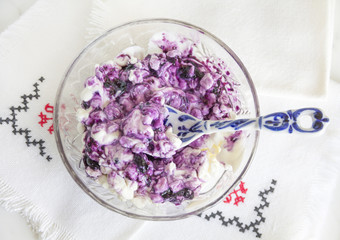 granulated cottage cheese with blueberry jam