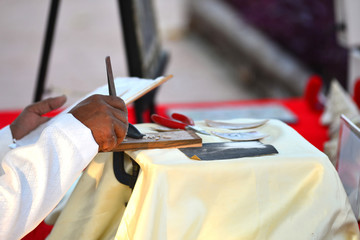 Hand crafted artifacts are crafted with elaborate crafting proce