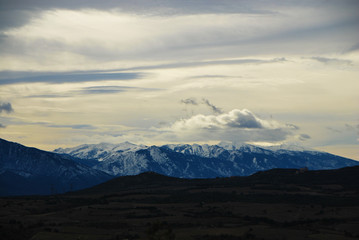 Fototapeta na wymiar massif du Canigou-Carança