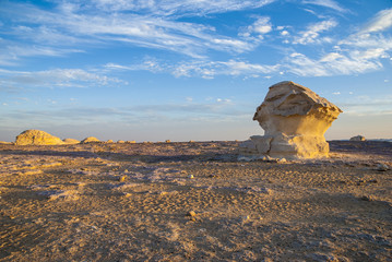 エジプト西方の白砂漠