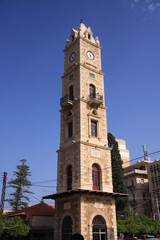 Fototapeta na wymiar tour de l'horloge à Tripoli