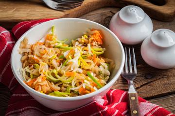 Salad with leek, carrots and apples.