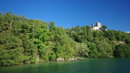 Fototapeta na wymiar lac du bourget en savoie - chatillon