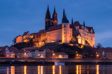 Fototapeta premium Albrechtsburg in Meißen am Abend