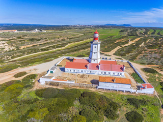Fototapeta na wymiar O farol no Cabo Espichel em Sesimbra, Setúbal, Portugal