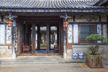 Fototapeta na wymiar Zhu family garden, old traditional chinese house in Jianshui china