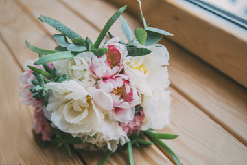 wedding bouquet on the wooden window 2