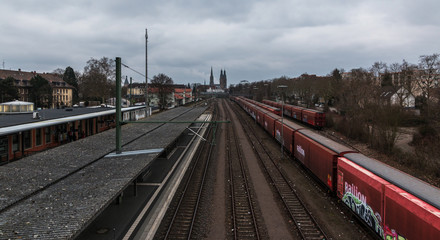 Bahnhof und Dom in Speyer