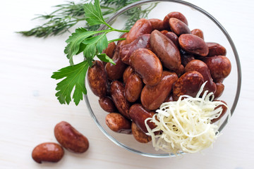 red canned beans with horse-radish