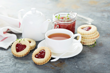 Vanilla cookies with strawberry filling
