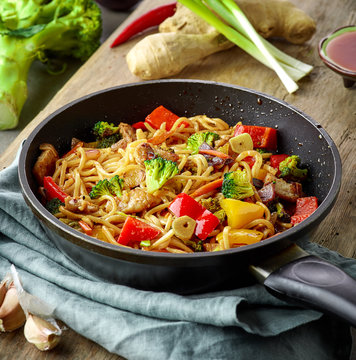 Asian egg noodles with vegetables and meat