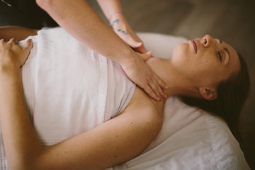 Fototapeta na wymiar woman getting a massage
