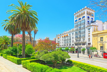 Obraz premium Downtown of the city Seville - is the capital and largest city o