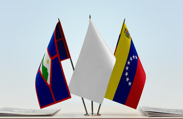 Flags of Sint Eustatius and Venezuela with a white flag in the middle