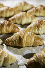 Croissant II
