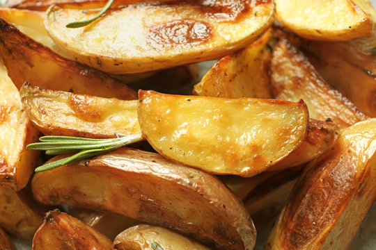 Tasty potato wedges, closeup