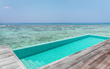 Fototapeta na wymiar Private swimming pool in Maldives