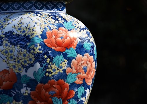 伊万里市大川内山の鍋島焼
