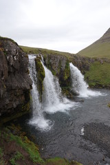 Fototapeta na wymiar アイスランド共和国、スナイフェルス半島の滝