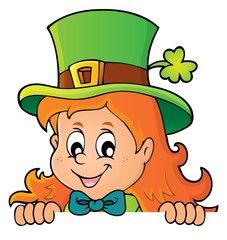 Lurking leprechaun girl theme 1