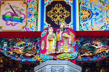 Chinese religious beliefs, temples eaves with the decoration of the same, woodcarving, Fortuna