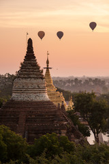 sunrise in Bagan - Balloons in the sky