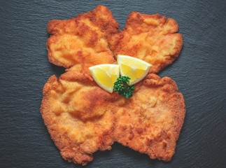 XXL Wiener Riesenschnitzel
