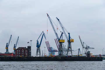 Obraz premium Cargo Terminal in Hamburg Port