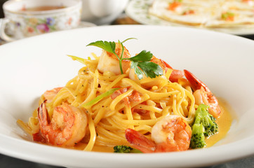 Spaghetti pasta with shrimp  on a plate