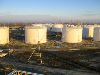 Obraz premium Storage tanks for petroleum products
